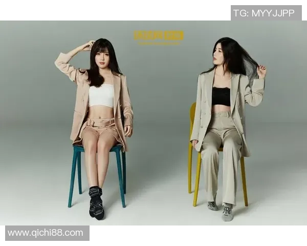 杨茗茗在天下足球节目中意外露胸罩引发热议网友纷纷讨论其时尚与尴尬的双重影响 杨茗茗在天下足球节目中意外露胸罩引发热议网友纷纷讨论其时尚与尴尬的双重影响