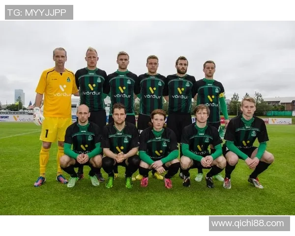 瓦路尔足球队崛起之路:从默默无闻到荣耀巅峰的奋斗历程 瓦路尔足球队崛起之路:从默默无闻到荣耀巅峰的奋斗历程